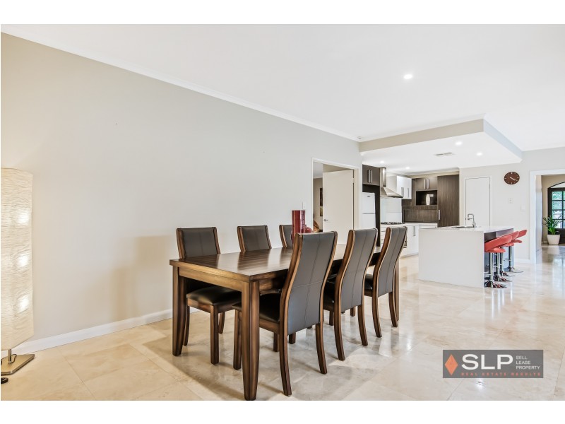 22 Lareema Gardens, Banksia Grove WA 6031