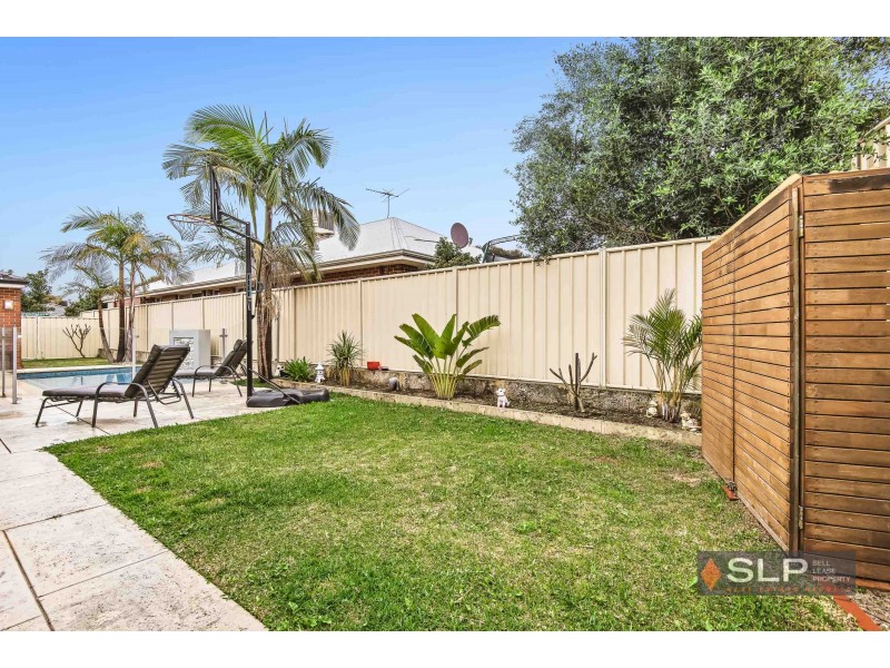 22 Lareema Gardens, Banksia Grove WA 6031
