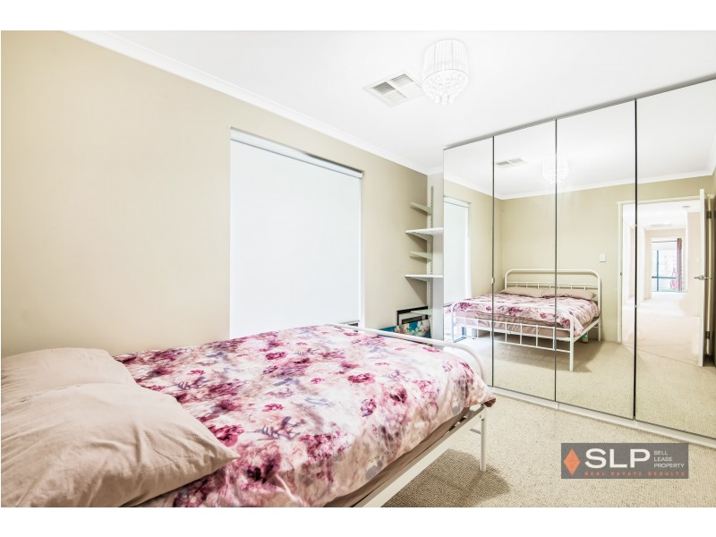 22 Lareema Gardens, Banksia Grove WA 6031