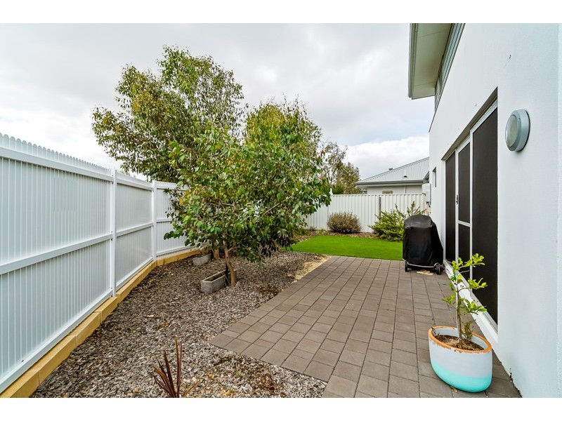 1/46 Gibbs Road, Aubin Grove WA 6164