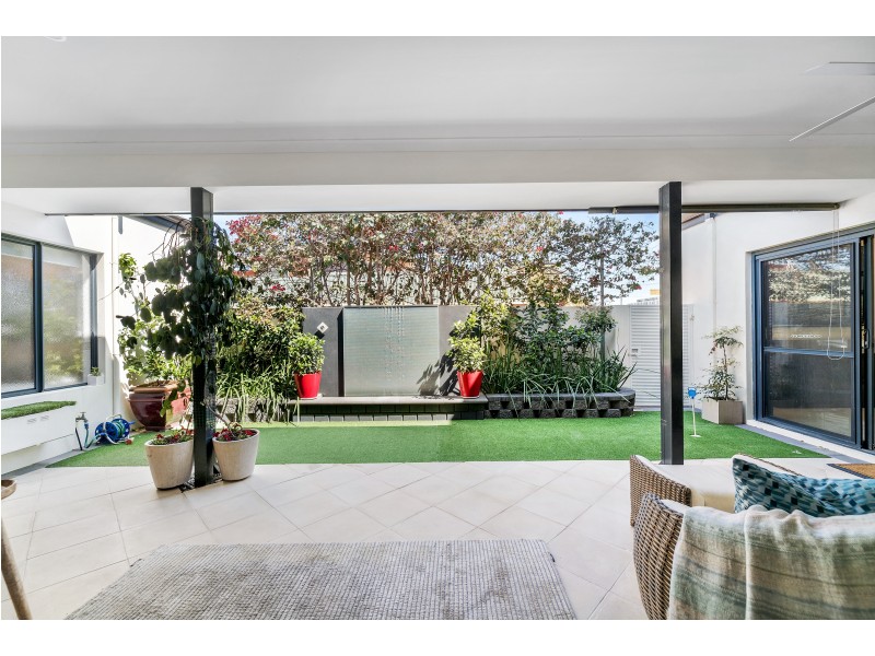 121 Salvado Road, Subiaco WA 6008