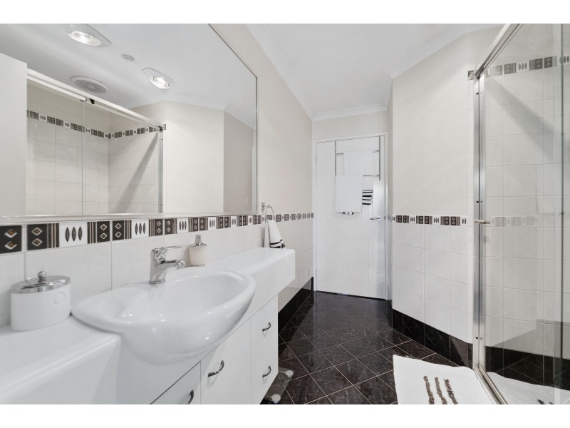 121 Salvado Road, Subiaco WA 6008