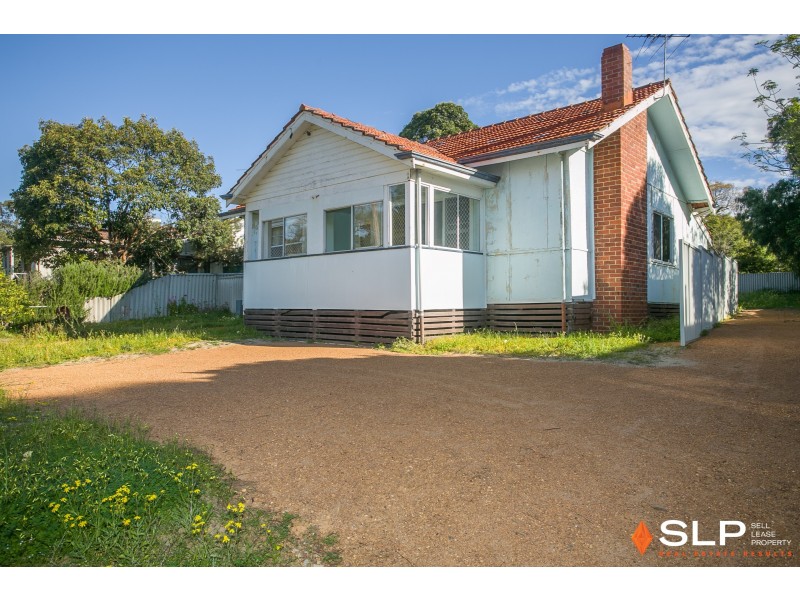 74 Nicholas Crescent, Hilton WA 6163