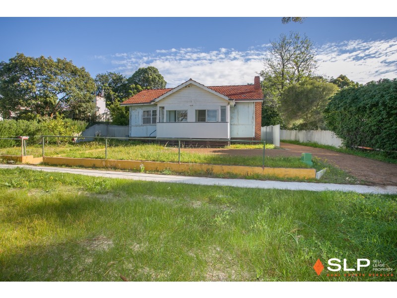 74 Nicholas Crescent, Hilton WA 6163