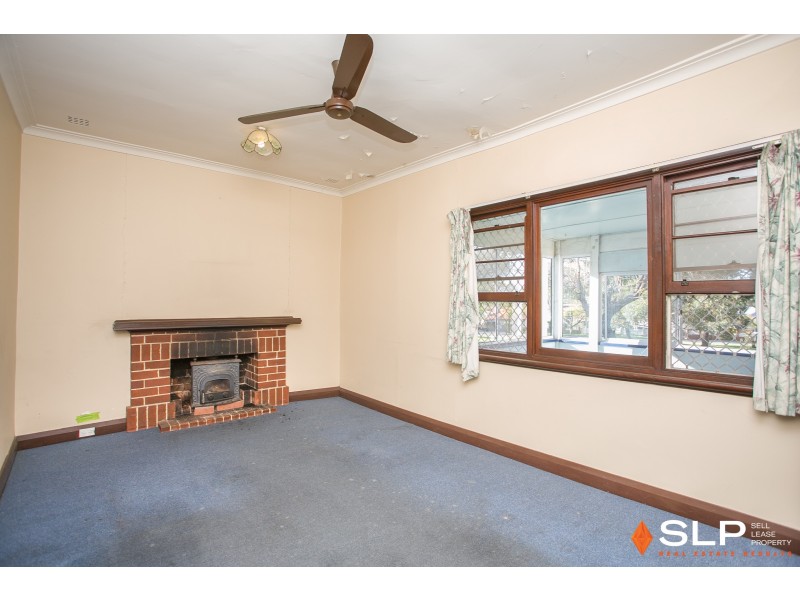 74 Nicholas Crescent, Hilton WA 6163