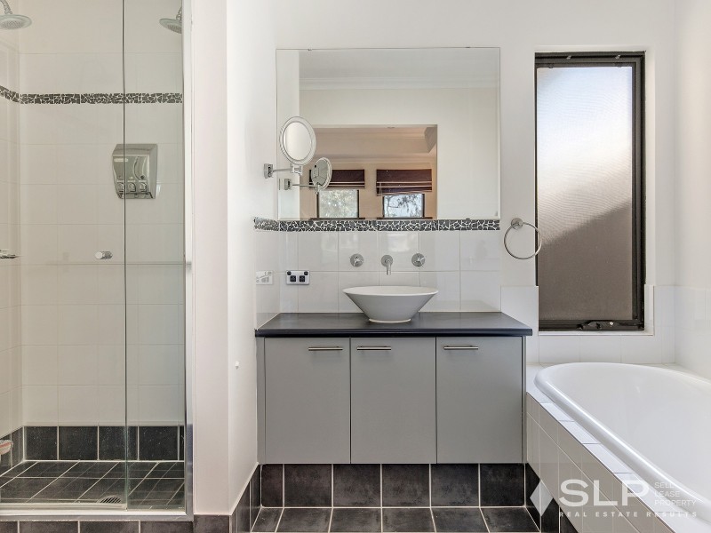 30 Keystone Loop, Secret Harbour WA 6173