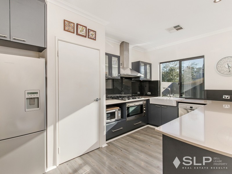 30 Keystone Loop, Secret Harbour WA 6173