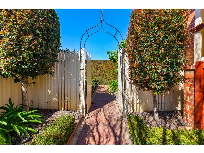 83 Welbeck Road, Canning Vale WA 6155