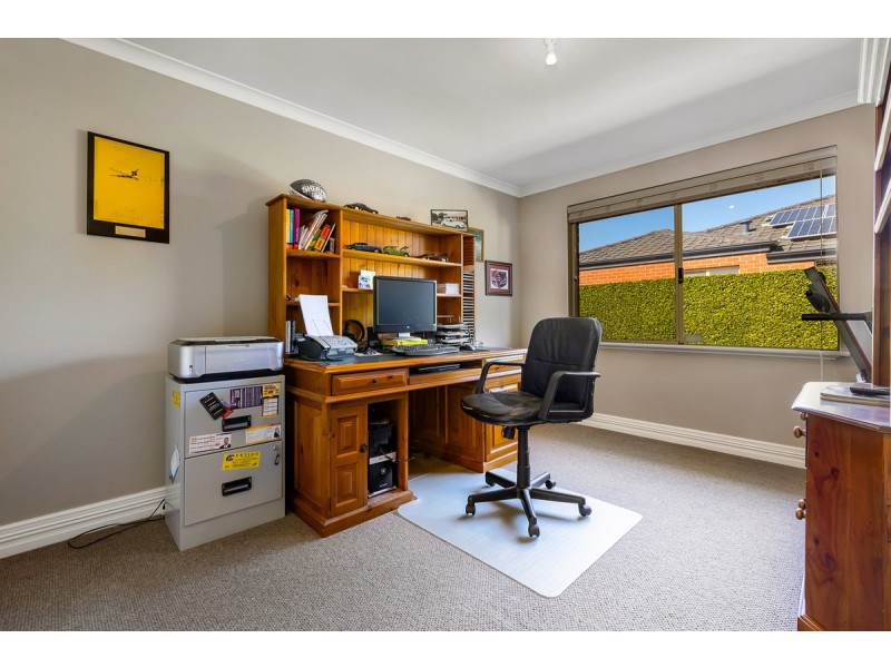 83 Welbeck Road, Canning Vale WA 6155