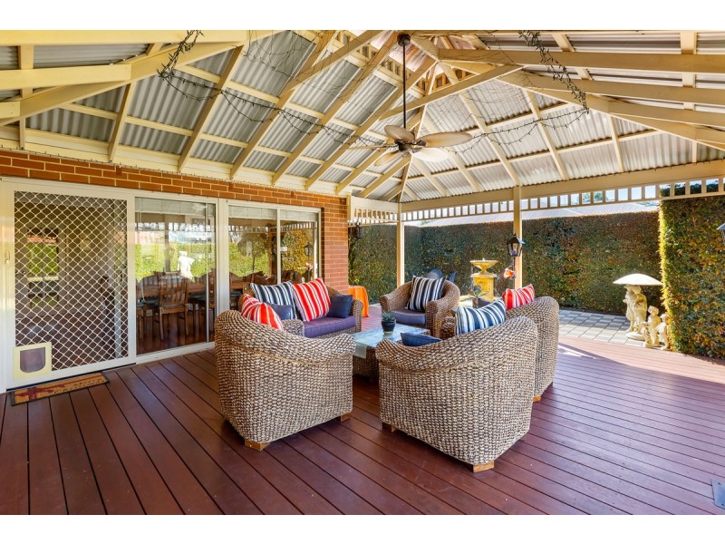 83 Welbeck Road, Canning Vale WA 6155