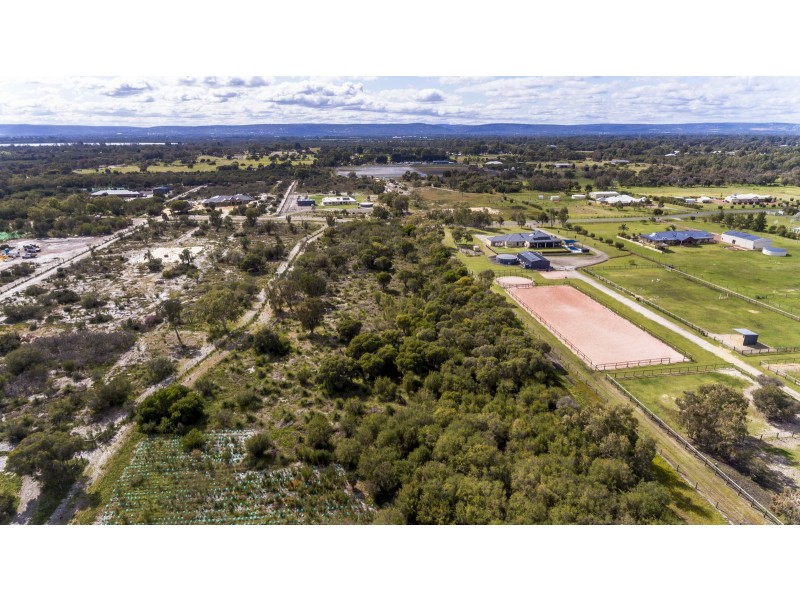 339 Taylor Road, Forrestdale WA 6112