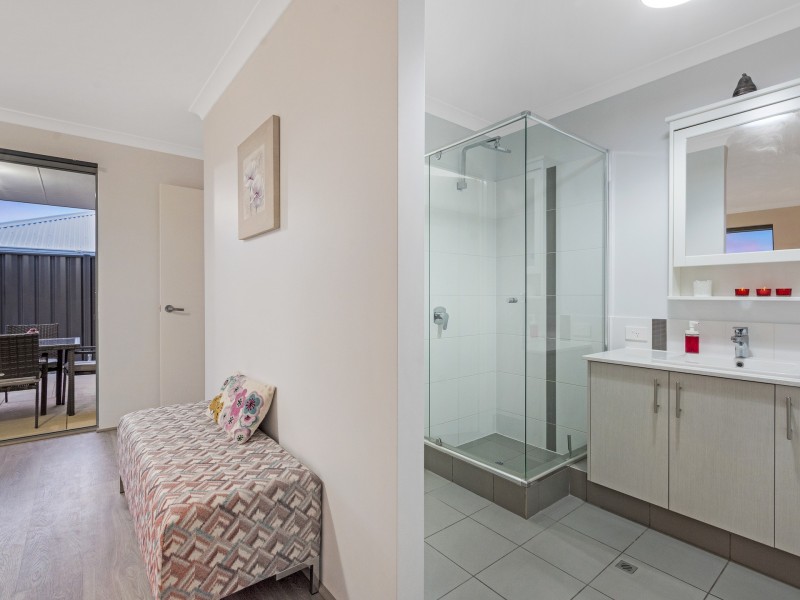 67 Boomerang Loop, Banksia Grove WA 6031