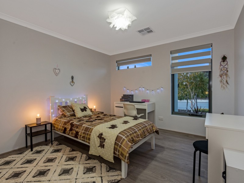 67 Boomerang Loop, Banksia Grove WA 6031