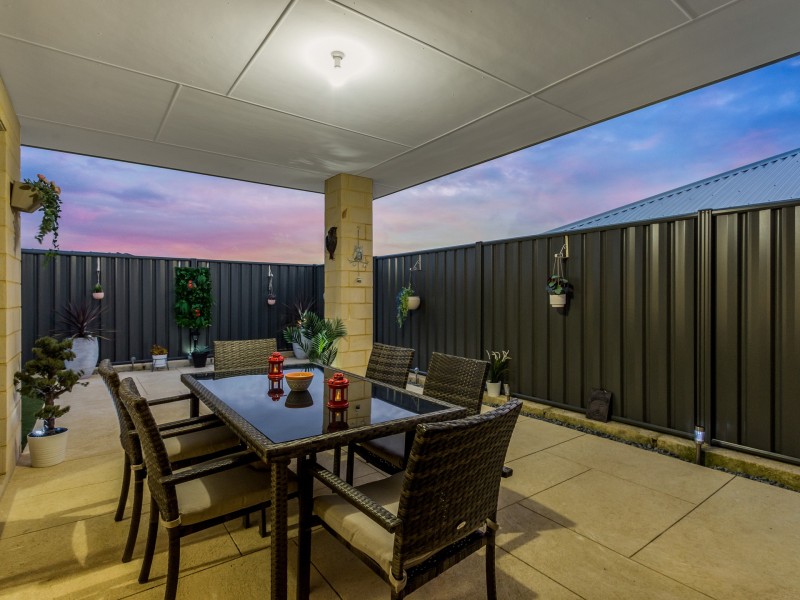 67 Boomerang Loop, Banksia Grove WA 6031