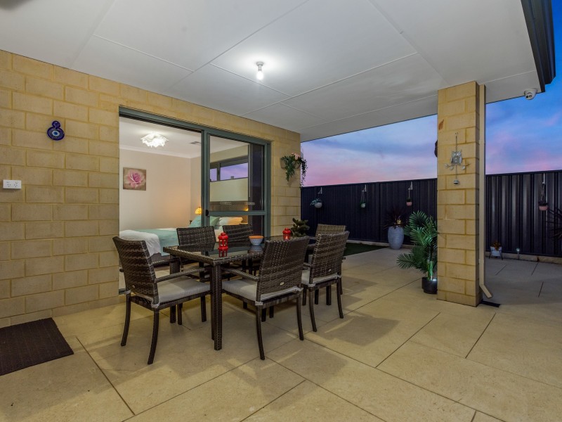 67 Boomerang Loop, Banksia Grove WA 6031