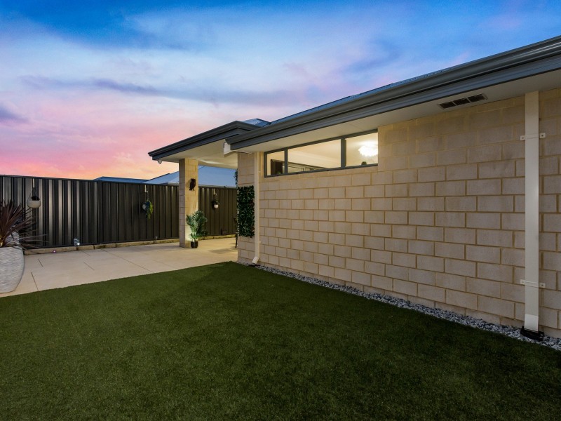 67 Boomerang Loop, Banksia Grove WA 6031