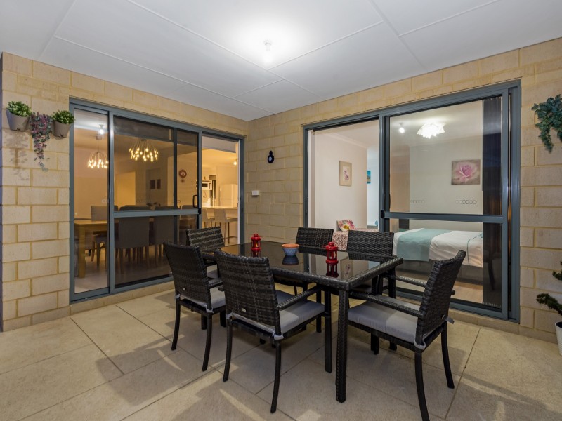 67 Boomerang Loop, Banksia Grove WA 6031