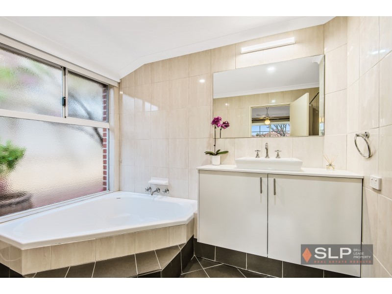 120 Balladong Loop, Carramar WA 6031
