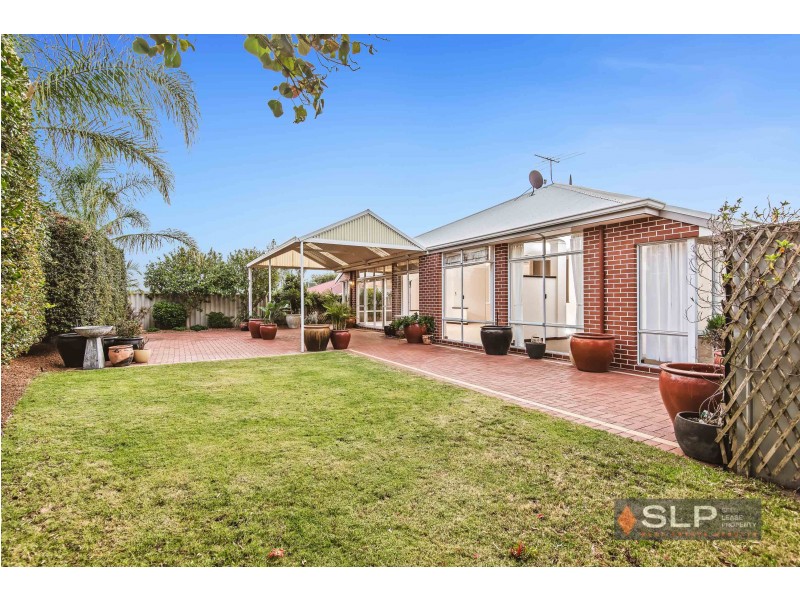 120 Balladong Loop, Carramar WA 6031