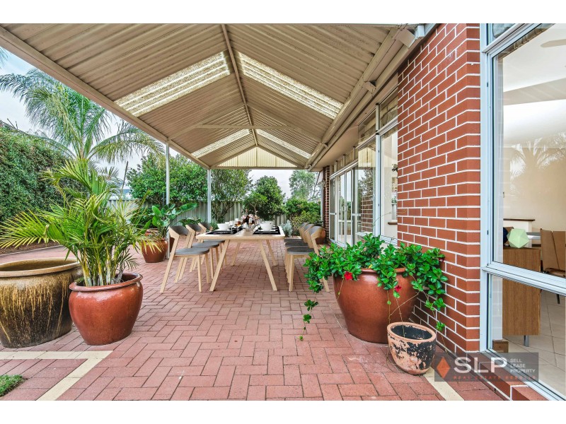 120 Balladong Loop, Carramar WA 6031