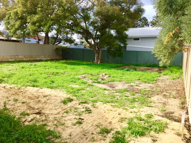 202A Carrington Street, Hilton WA 6163