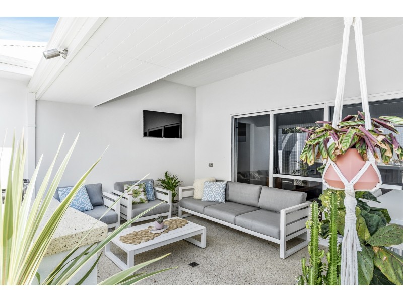 10A Cathryn Street, Halls Head WA 6210