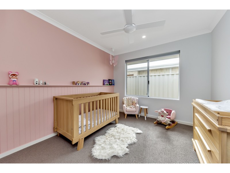 10A Cathryn Street, Halls Head WA 6210