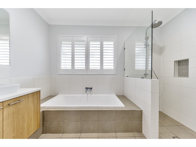 10A Cathryn Street, Halls Head WA 6210