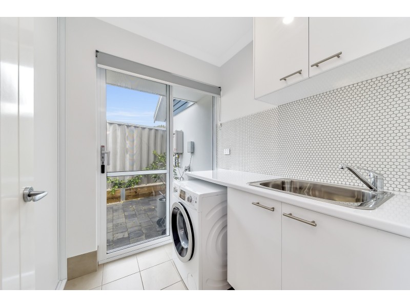 10A Cathryn Street, Halls Head WA 6210