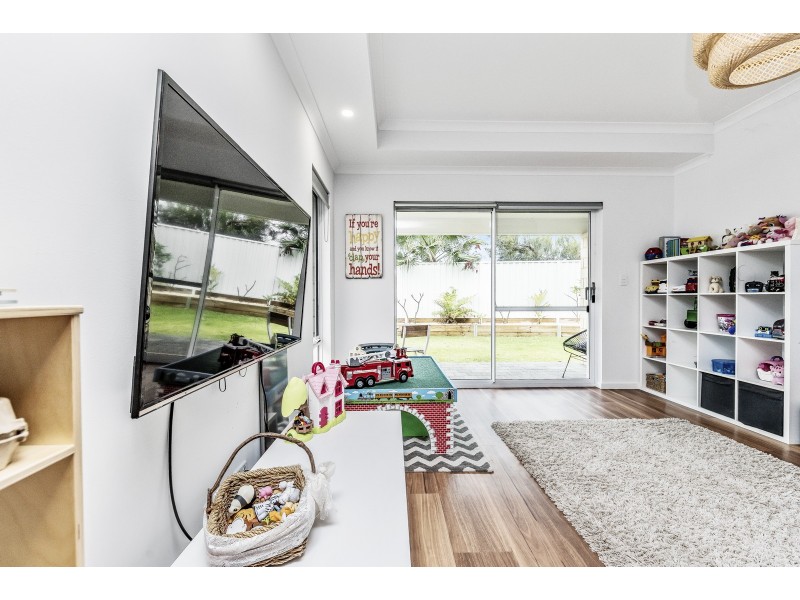 10A Cathryn Street, Halls Head WA 6210