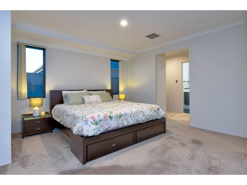 28 Oligantha Elbow, Banksia Grove WA 6031