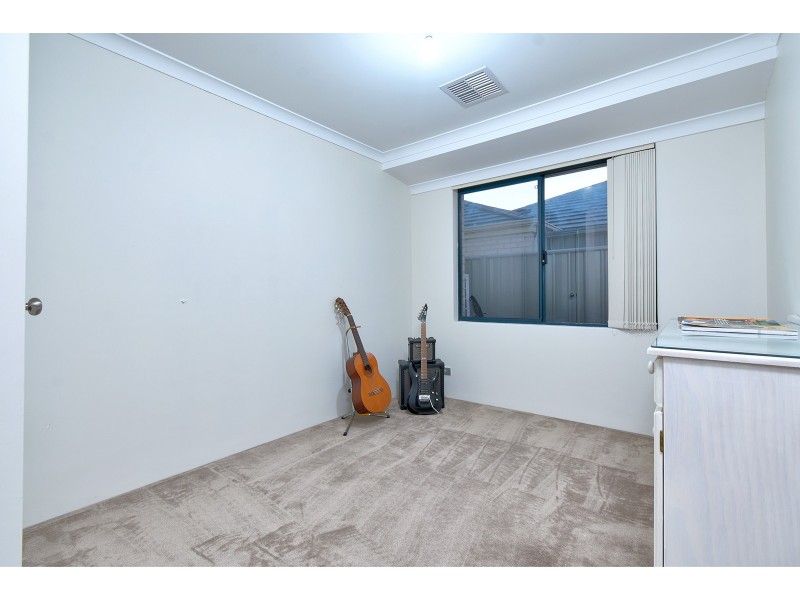 28 Oligantha Elbow, Banksia Grove WA 6031