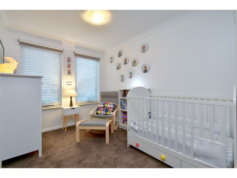 8 Memphis Ridge, Hocking WA 6065