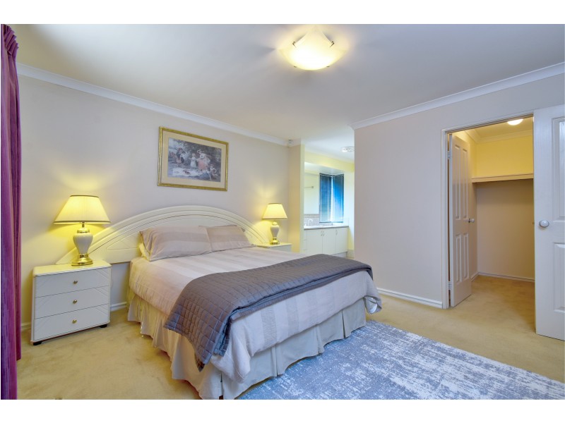 28 Edgar Crescent, Hocking WA 6065