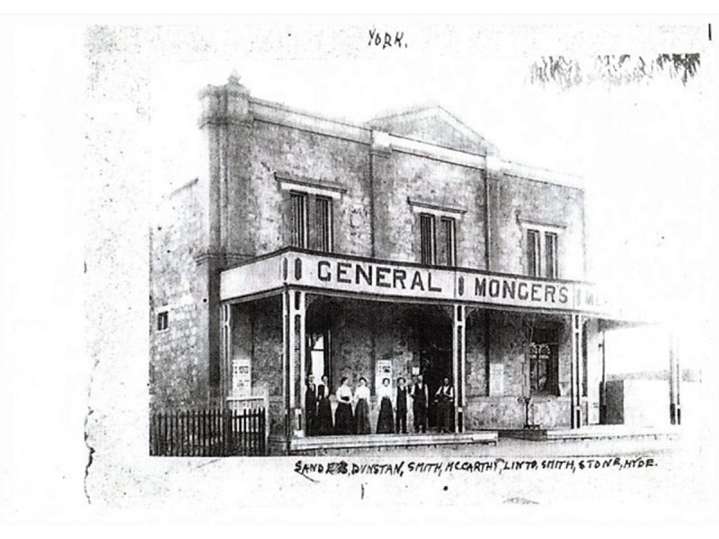 165 Avon Terrace, York WA 6302