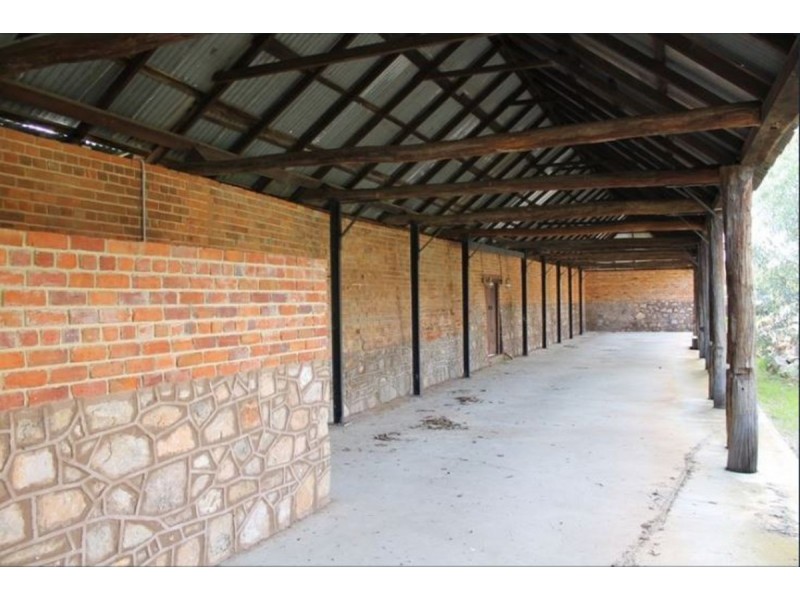 165 Avon Terrace, York WA 6302