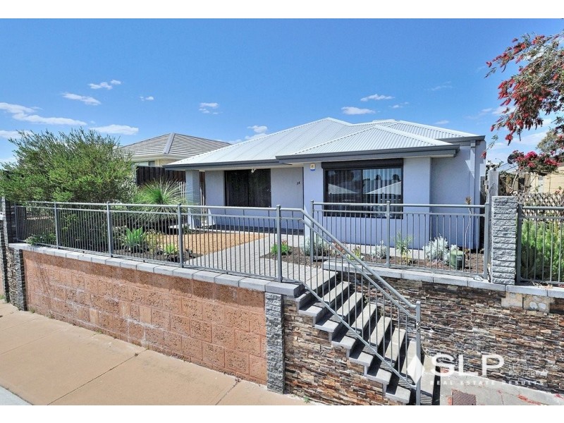 34 Birchmore Gardens, Ellenbrook WA 6069