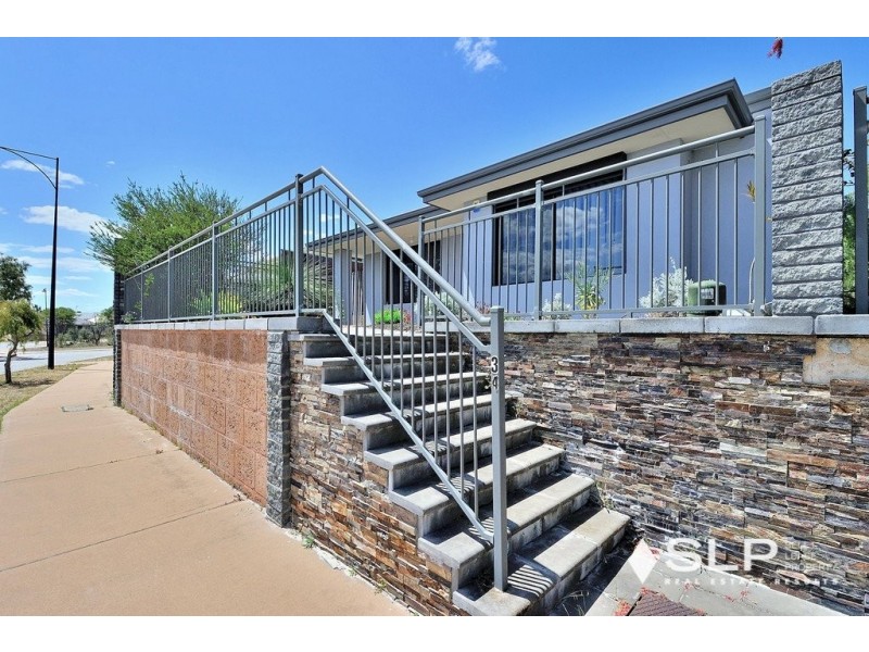 34 Birchmore Gardens, Ellenbrook WA 6069
