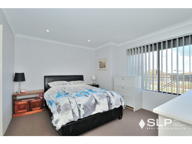 34 Birchmore Gardens, Ellenbrook WA 6069