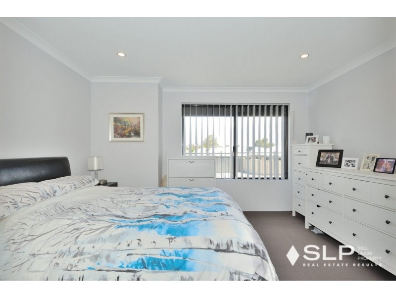 34 Birchmore Gardens, Ellenbrook WA 6069