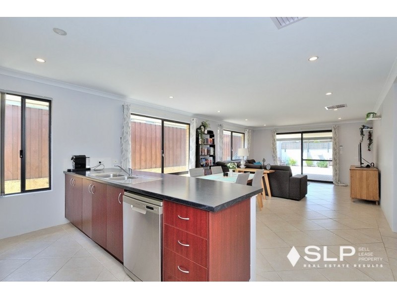 34 Birchmore Gardens, Ellenbrook WA 6069