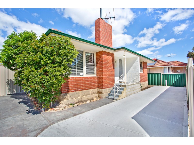 51B Rinaldo Crescent, Coolbellup WA 6163