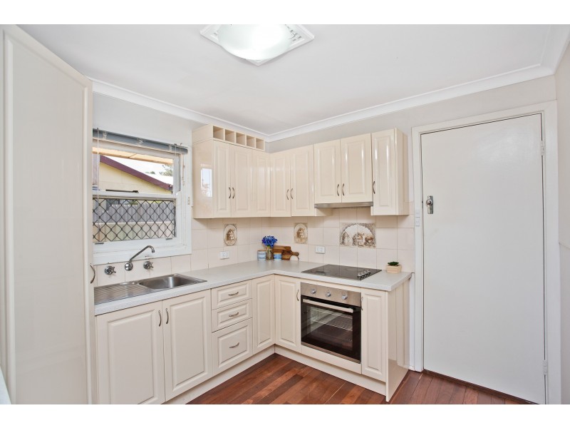 51B Rinaldo Crescent, Coolbellup WA 6163