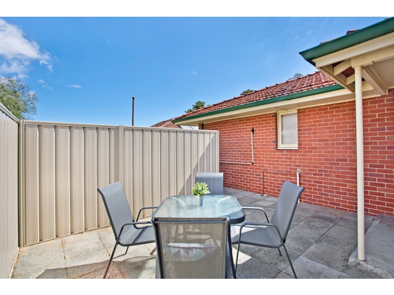51B Rinaldo Crescent, Coolbellup WA 6163