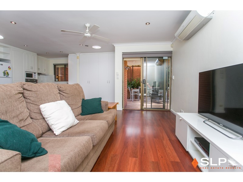1/182 Holland Street, Fremantle WA 6160