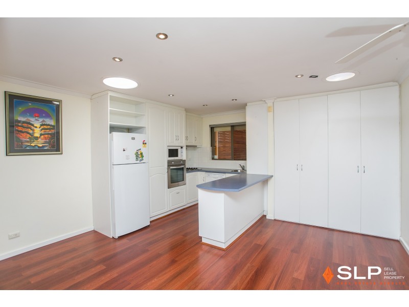 1/182 Holland Street, Fremantle WA 6160