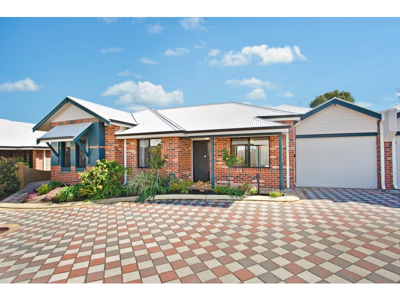 4/11 Crocker Way, Innaloo WA 6018