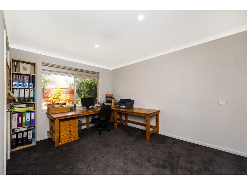 11 Sandringham Promenade, Canning Vale WA 6155