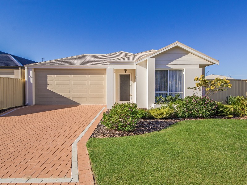 21 Arawatta Loop, Madora Bay WA 6210