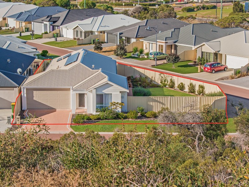 21 Arawatta Loop, Madora Bay WA 6210